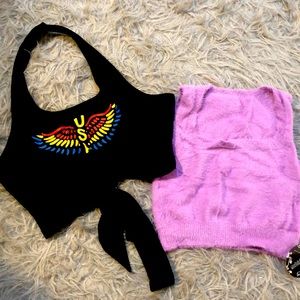 I am selling 2 pairs of top halter top and knit top. Haven’t use it before!